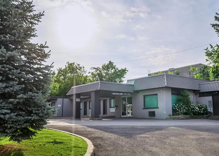 Cheap hotels Motel Newstar Laval