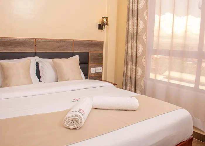 Grand Skyline Hotel