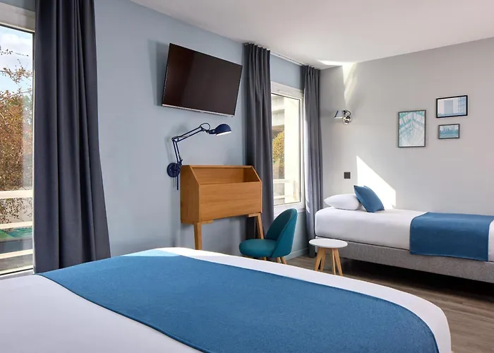 Quality &Suites Bercy Bibliothèque By HappyCulture