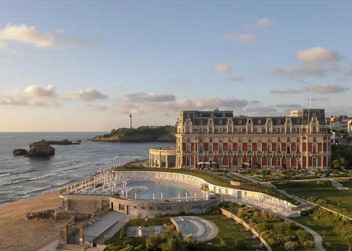 Du Palais , In The Unbound Collection By Hyatt