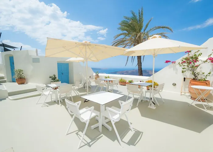 Pantelia Suites