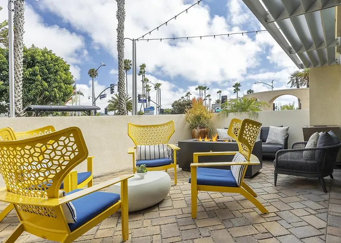 Redondo Beach , Tapestry Collection By Hilton