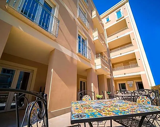  Eliseo Palace Tropea