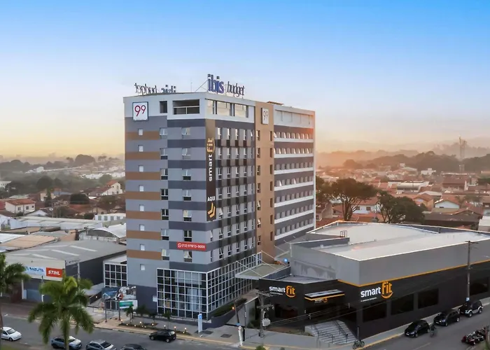 Ibis Budget Pindamonhangaba