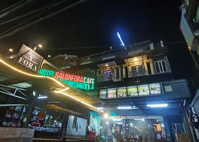Hotel Salon Fora & Longhill Cafe Fora