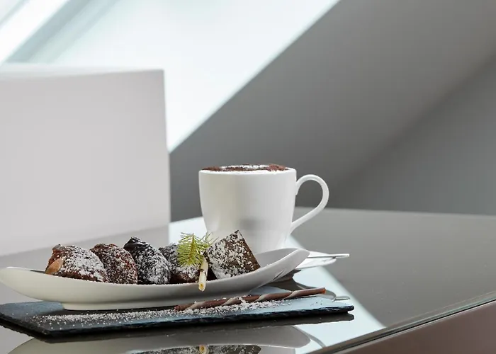 In Luxury hotels Park Plaza Berlin