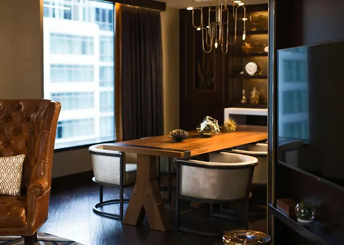 Renaissance Chicago Downtown