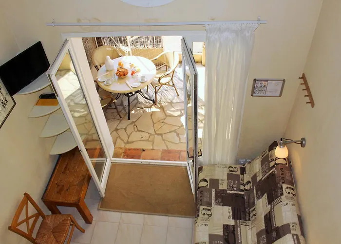 Hotel Lou Paouvadou