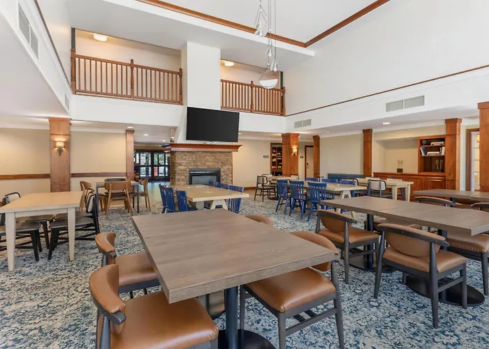 Hotels with pool Sonesta Es Suites Anaheim Area