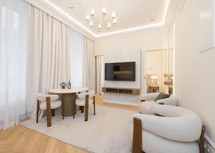 Rafael Kaiser - Signature Apartments City Centre