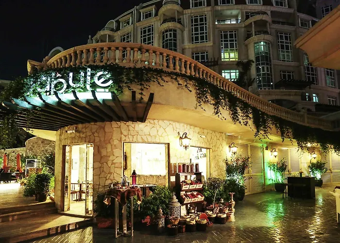 Swissôtel Al Murooj Dubai