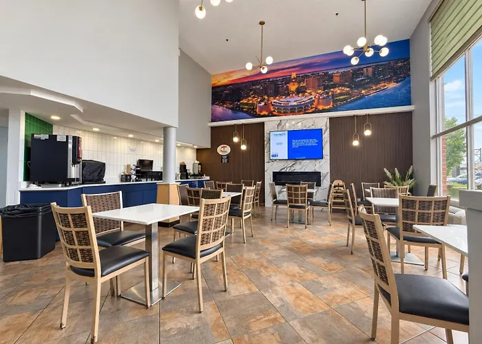 Motels Super 8 By Wyndham Madison South
