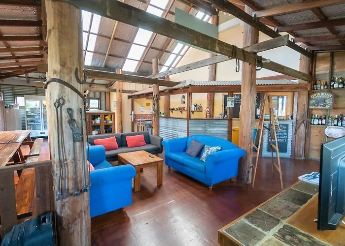 The Hostels Woolshed Eco Lodge