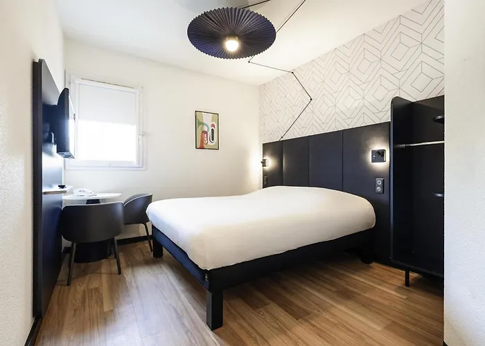 Ibis Sud Saint Charles