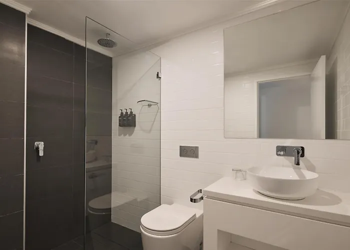 Rydges Central