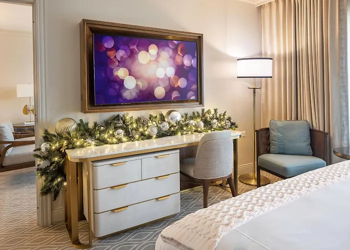 Waterpark hotels Waldorf Astoria Orlando - An Official Walt Disney World