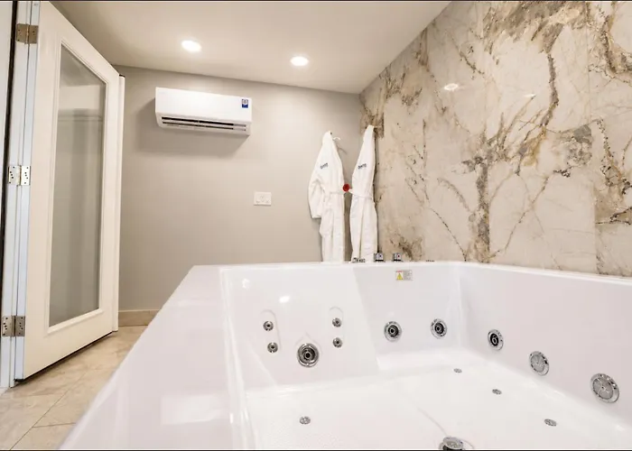 Envi Boutique Hotel Henderson-Evansville South