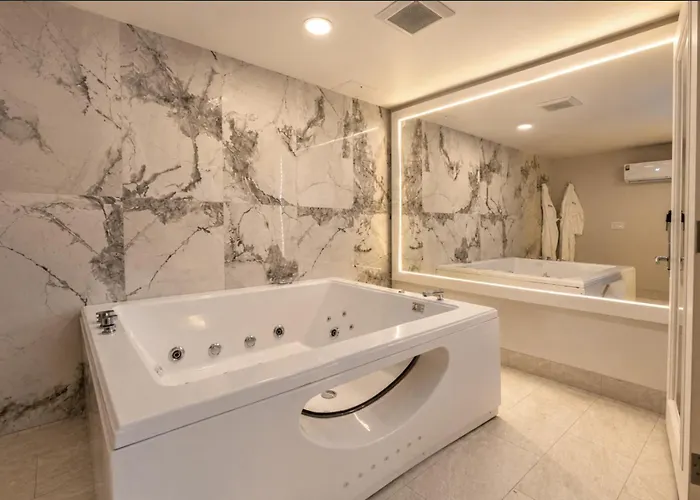 Envi Boutique Hotel Henderson-Evansville South