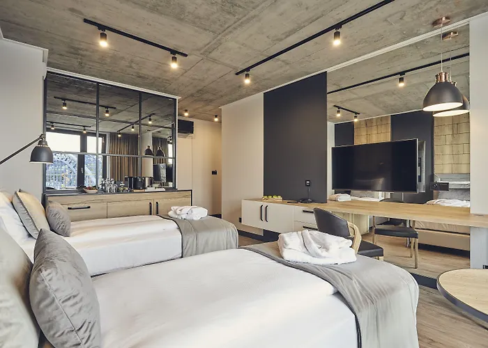 Bridge Suites