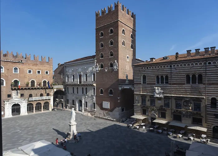  Lords Of Verona Luxury s