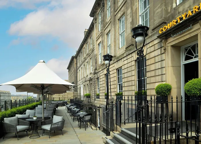 Courtyard By Marriott