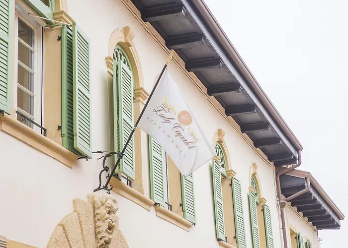 Lady Capulet Apartments