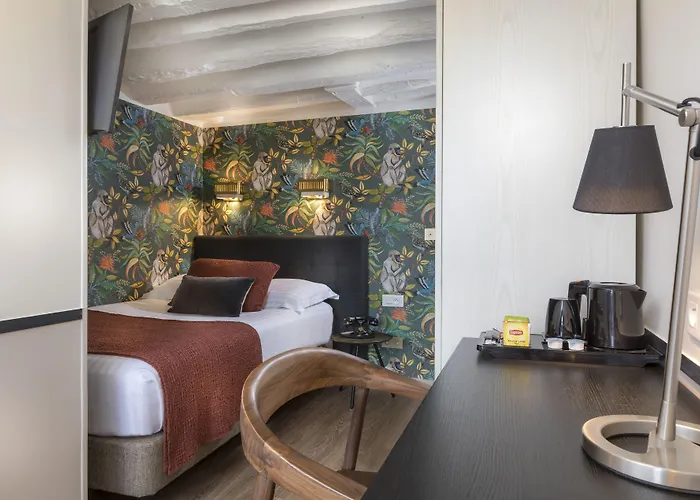 Hôtel Jeanne d'Arc Le Marais