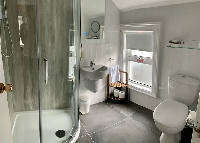Shelleven Guest House