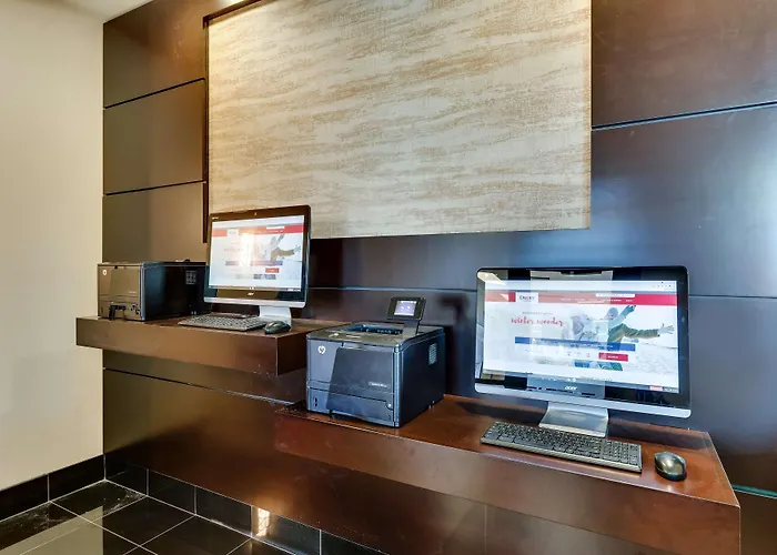 Drury Inn & Suites Orlando Near Universal Orlando Resort