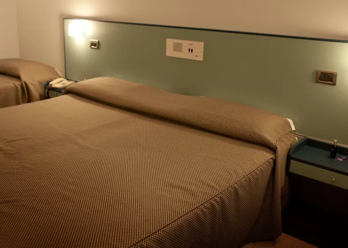 Deco Hotel