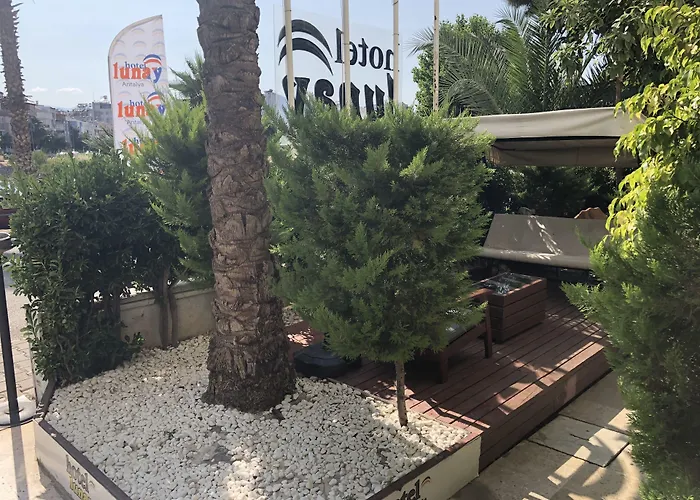 Hotel Lunay