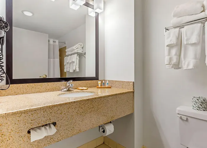 Country Inn & Suites By Radisson, Newport News South, Va