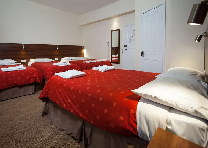  Marble Arch Inn