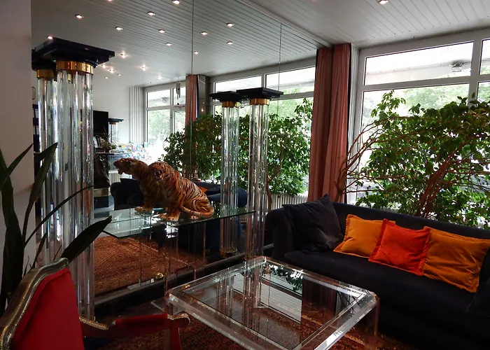 Hotel Montree