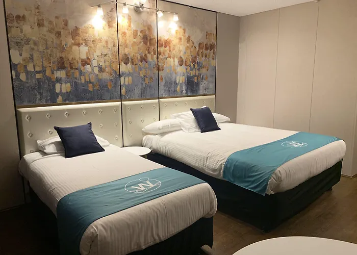 Hotels With Four Stars Mariners On The Waterfront