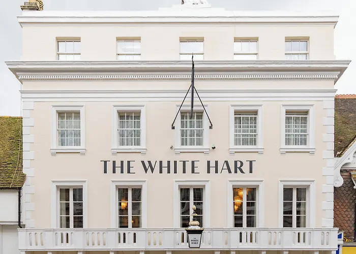 The White Hart - A Heartwood Inn