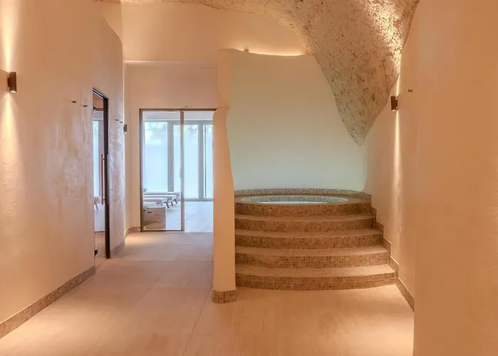 Relais D'Amboise - The Leading Hotels Of The World