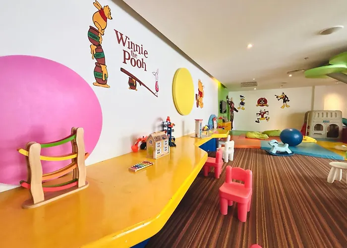 In Luxury hotels Holiday Inn Resort Phuket Karon Beach By Ihg