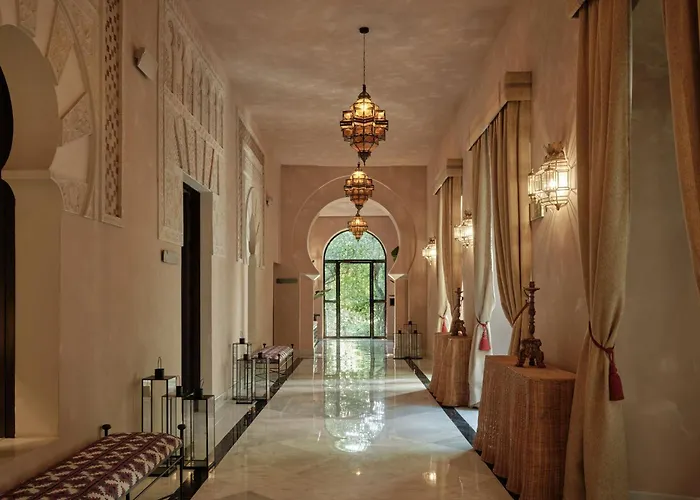 Hospes Palacio Del Bailio, A Member Of Design s