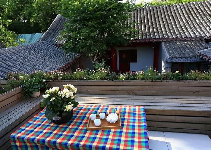 Songy Hundred-Year Courtyard