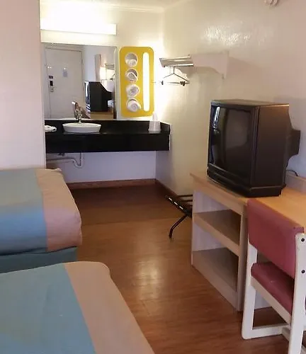 Motel: Motel 6 Bloomington Indiana University