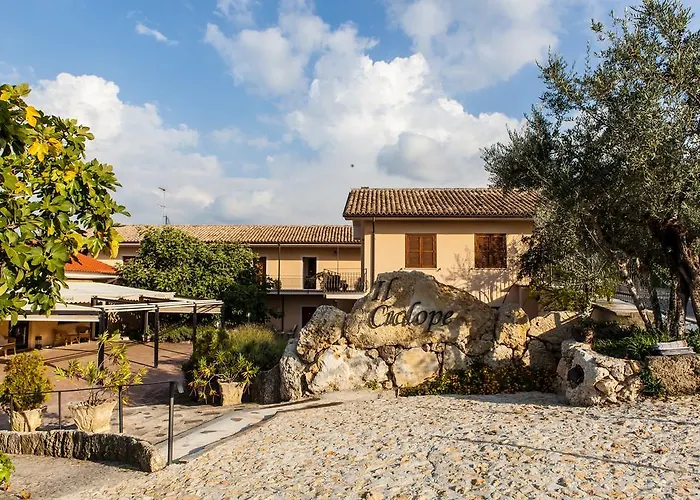  Albergo Ristorante Il Ciclope
