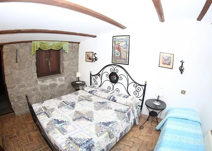 La villa: Agriturismo Monte Due Torri Genzano