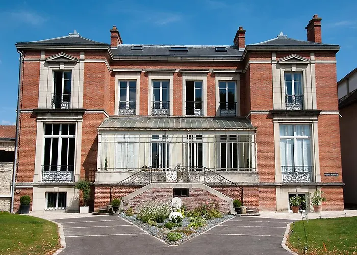 Maison M