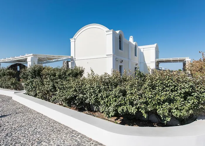 Villa: Secret Earth Villas - Santorini