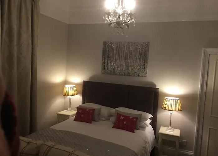 Guest house: Sandpiper House