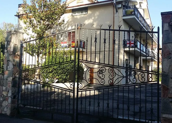  Guest House Park