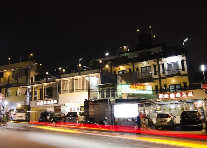 Hotel Salon Fora & Longhill Cafe Fora