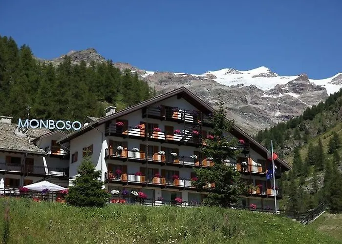 La Trinitè Monboso