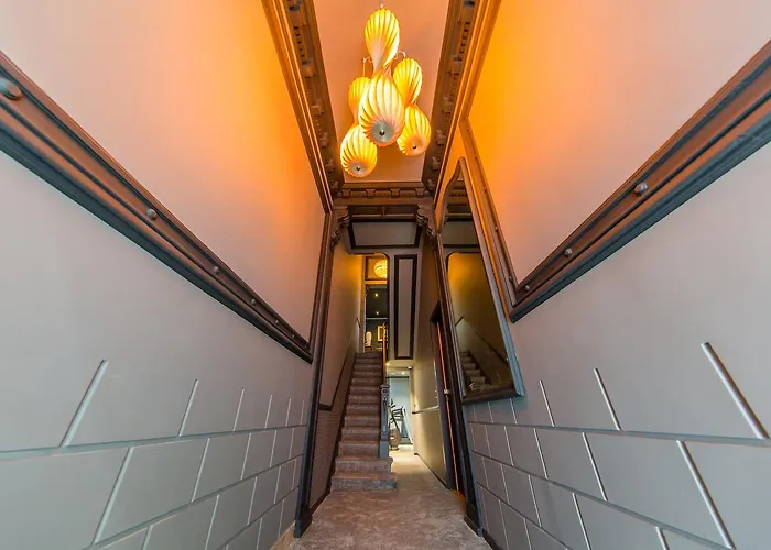  Secret Suites Brussels Royal